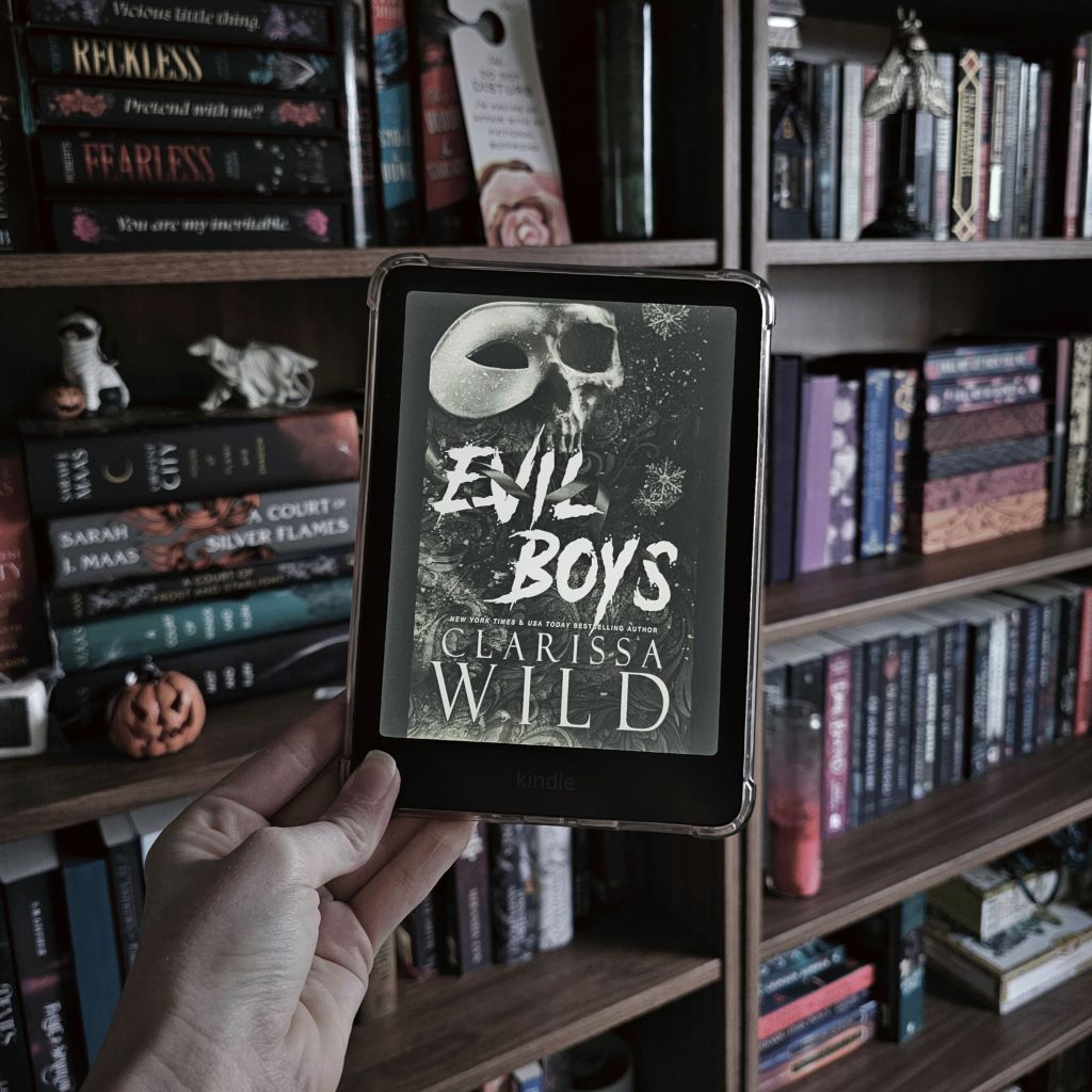 Masks & Smutty&nbsp;Filth